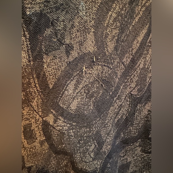 Roberto Cavalli Wool and Coyote Shawl - Picture 15 of 15
